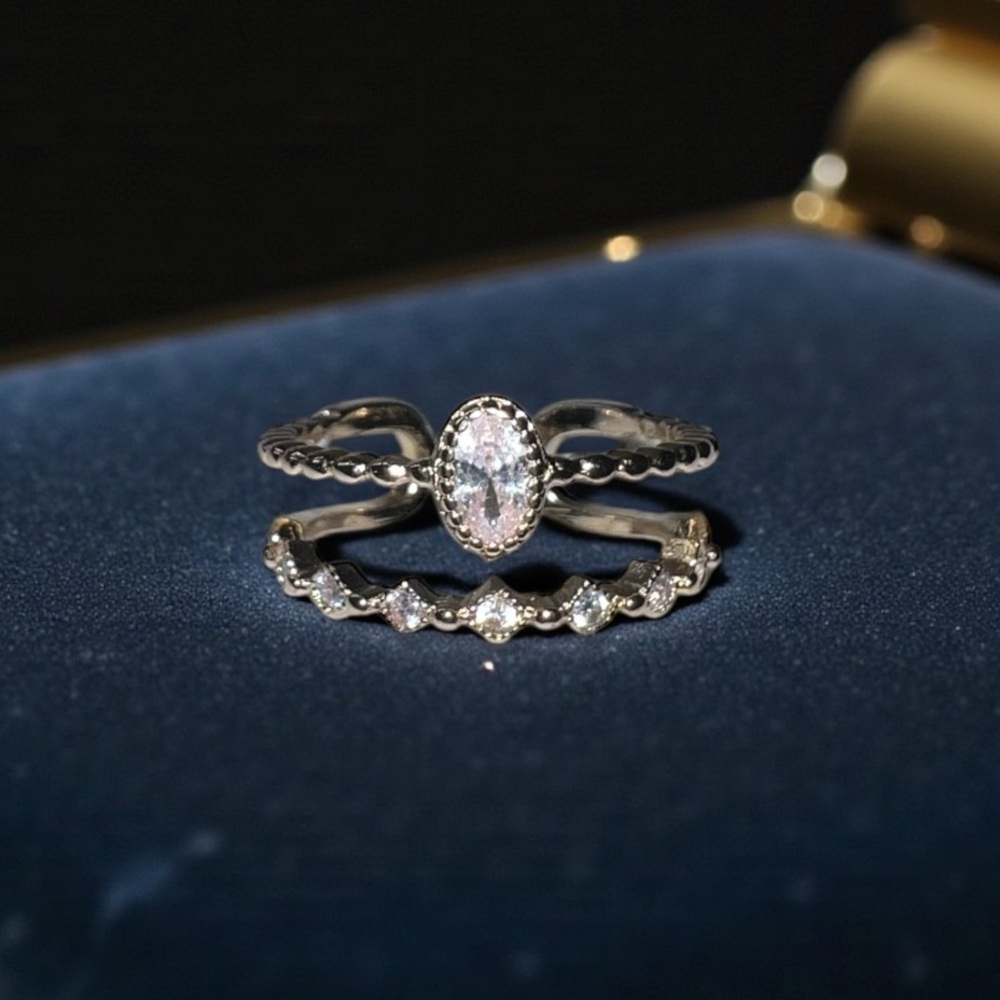 Elegant Double Band Ring/Cubic Zirconia